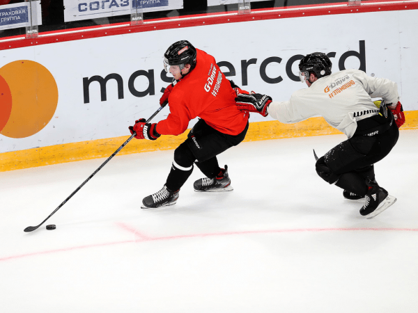 
        ПОДСЛУШАНО: Секач говорит по-русски. Первая двусторонка в новом составе (ФОТО+ВИДЕО)
      