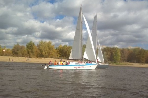 Первые лица региона поздравили омских речников с праздником