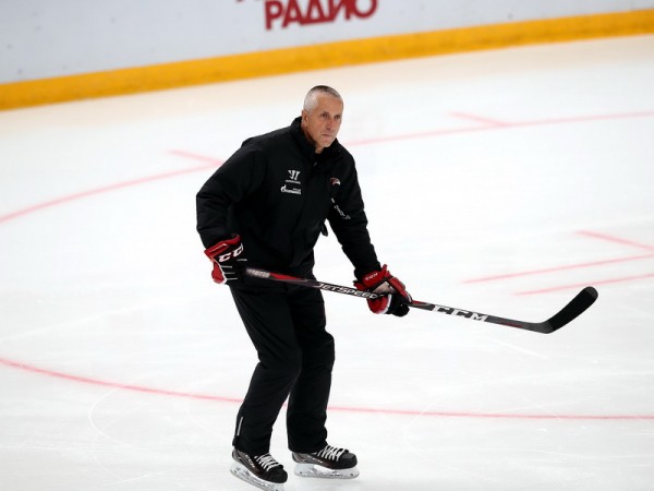 Боб Хартли: «Нам важно сплотиться, стать семьей и научиться работать вместе»
Боб Хартли: «Нам важно сплотиться, стать семьей и научиться работать вместе»