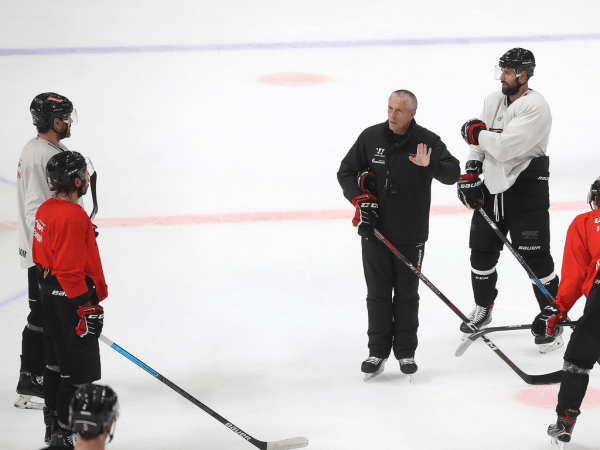 
        ПОДСЛУШАНО: «Авангард» во время эпидемии. Продолжаем тренировки (ФОТО+ВИДЕО)
      