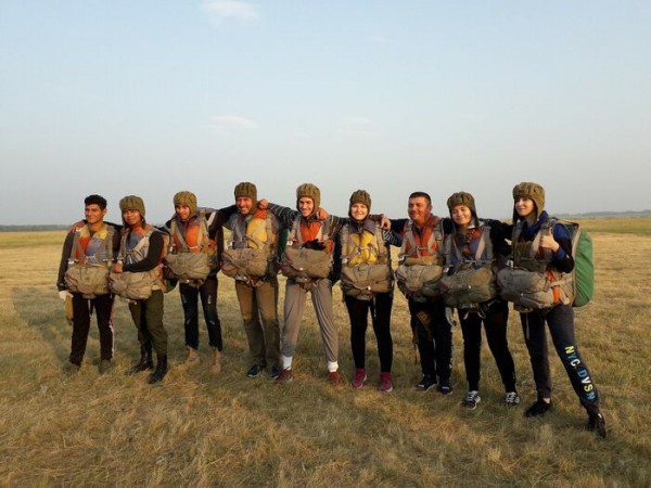 Упасть вверх. Где в Омске совершить прыжок с парашютом