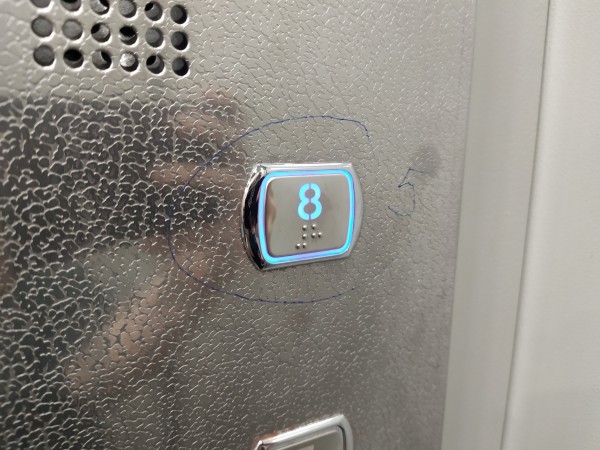 Соседи раскрыли страшные подробности нападения на омичку в Кировском округе 