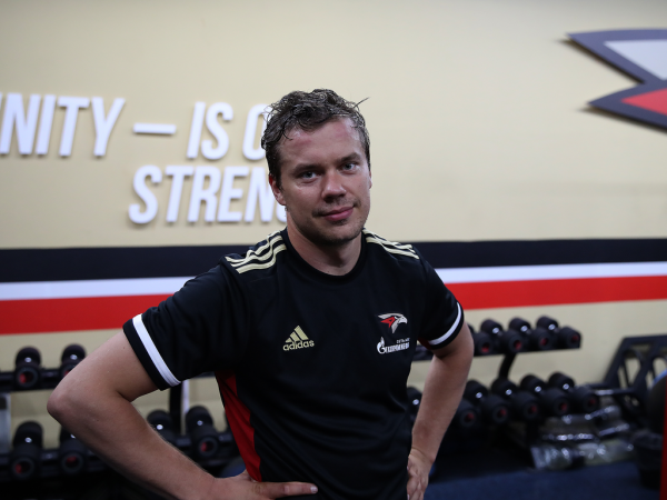 
        ПОДСЛУШАНО: как «Авангард» начал подготовку к сезону (ФОТО+ВИДЕО)
      