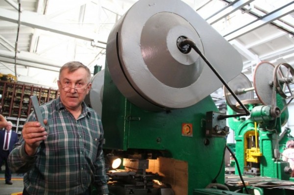 Экскурсия на ПО «Иртыш». Как омичи помогали фронту во время войны? Экскурсия на ПО «Иртыш». Как омичи помогали фронту во время войны?