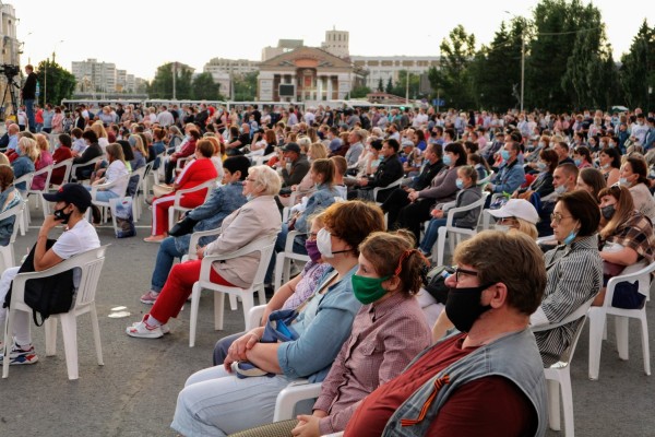 Новое звание Омска отметили внезапным салютом 