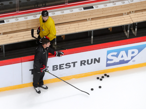 
        Новый тренер «Авангарда». Константин Шафранов о своих задачах в команде (ВИДЕО)
      