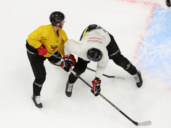 
        ПОДСЛУШАНО: «Авангард» во время эпидемии. Продолжаем тренировки (ФОТО+ВИДЕО)
      