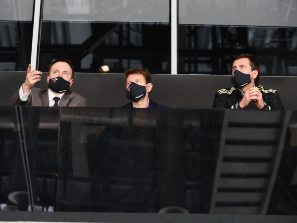 
        ПОДСЛУШАНО: как «Авангард» начал подготовку к сезону (ФОТО+ВИДЕО)
      