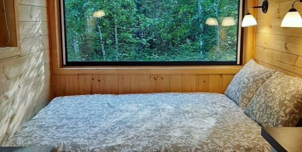 Квартирный отдых в лесу. В Омской области запустили гламурный кэмпинг Квартирный отдых в лесу. В Омской области запустили гламурный кэмпинг