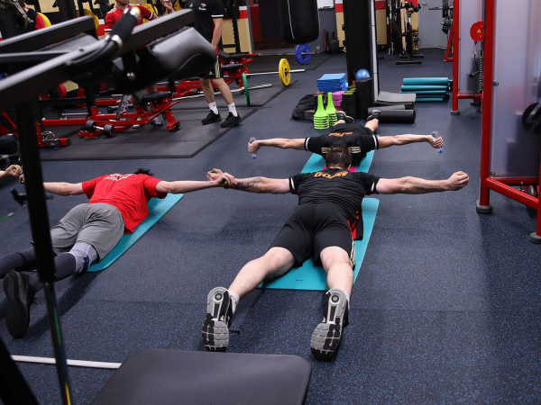 
        ПОДСЛУШАНО: как «Авангард» начал подготовку к сезону (ФОТО+ВИДЕО)
      