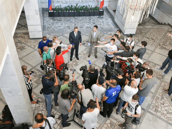 
        «Наша задача — вернуть «Авангард» в Омск к сентябрю 2022 года». Официальное открытие стройки арены (ВИДЕО)
      