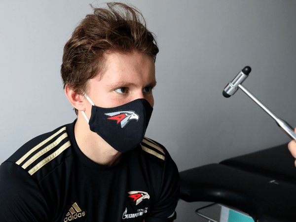 
        ПОДСЛУШАНО: МЕДОСМОТР | «Авангард» на предсезонке (ВИДЕО)
      