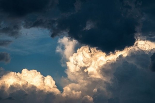 На Омскую область надвигаются дожди, грозы и град