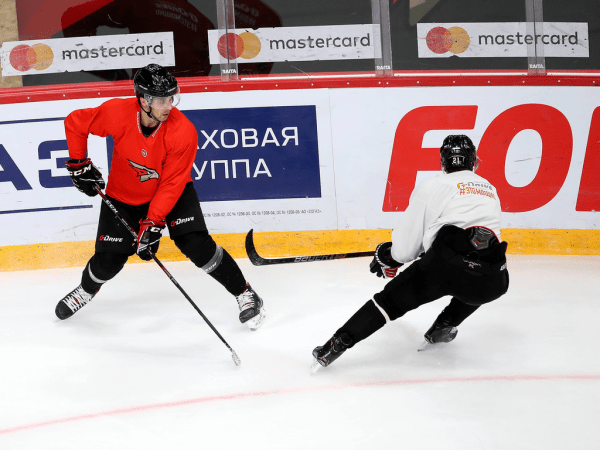 
        ПОДСЛУШАНО: Секач говорит по-русски. Первая двусторонка в новом составе (ФОТО+ВИДЕО)
      