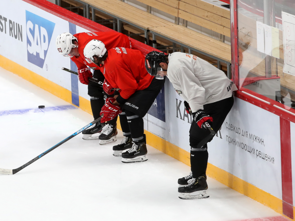 
        ПОДСЛУШАНО: как «Авангард» начал подготовку к сезону (ФОТО+ВИДЕО)
      