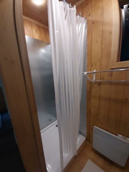 Квартирный отдых в лесу. В Омской области запустили гламурный кэмпинг Квартирный отдых в лесу. В Омской области запустили гламурный кэмпинг