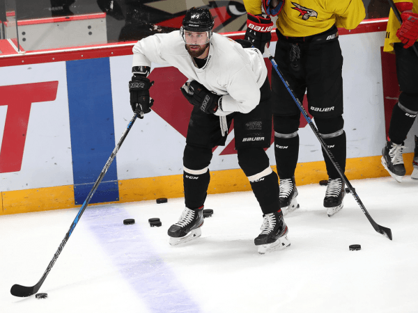 
        ПОДСЛУШАНО: «Авангард» во время эпидемии. Продолжаем тренировки (ФОТО+ВИДЕО)
      