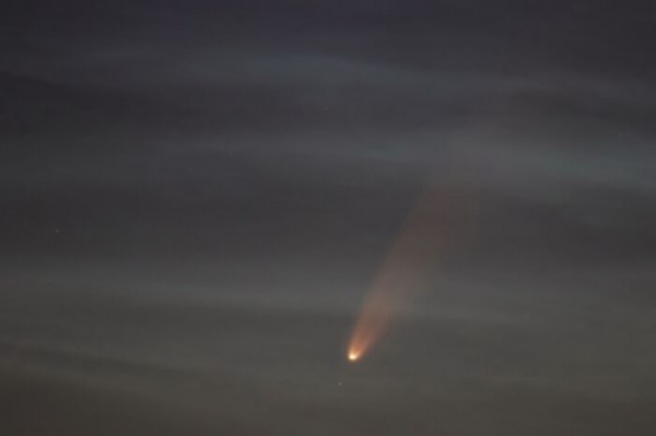 В небе над Омском пролетает комета года