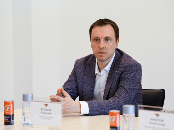 
        «Наша задача — вернуть «Авангард» в Омск к сентябрю 2022 года». Официальное открытие стройки арены (ВИДЕО)
      