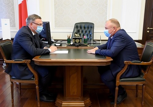 Бурков — Трапезникову: «Уже освоились?»