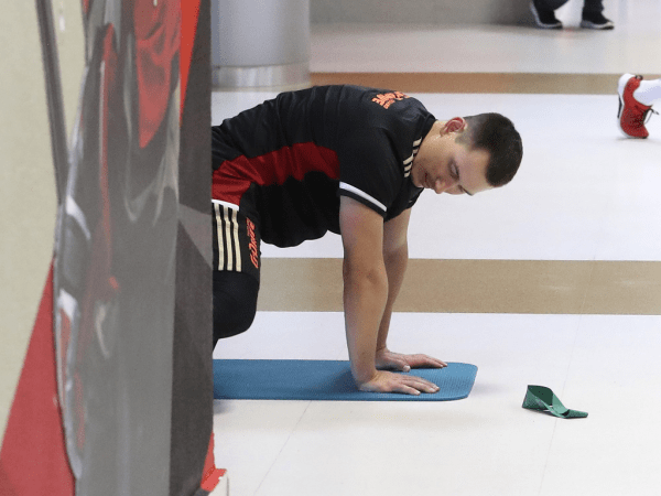 
        ПОДСЛУШАНО: «Авангард» во время эпидемии. Продолжаем тренировки (ФОТО+ВИДЕО)
      