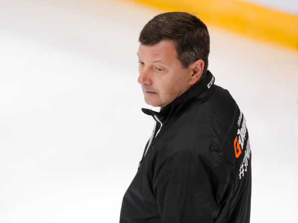 
        Новый тренер «Авангарда». Константин Шафранов о своих задачах в команде (ВИДЕО)
      