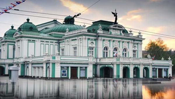 Омский драмтеатр заподозрили в нарушении авторских прав 