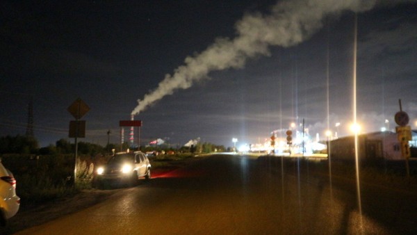 Ночные поиски сероводорода. Как омские депутаты ходили в рейд на промзону  Ночные поиски сероводорода. Как омские депутаты ходили в рейд на промзону