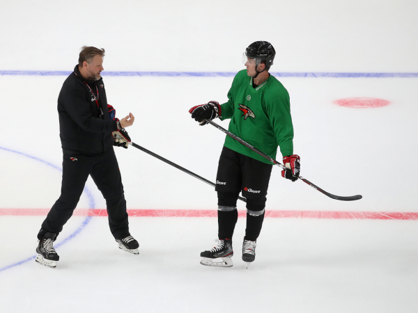 
        ПОДСЛУШАНО: как «Авангард» начал подготовку к сезону (ФОТО+ВИДЕО)
      