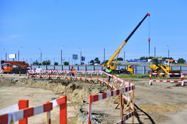 Арена за два года. На строительной площадке подняли флаг клуба