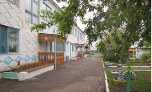 В Омской области детский сад закрыли на карантин из-за заразившейся COVID заведующей
 