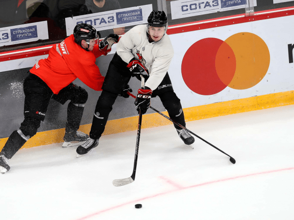 
        ПОДСЛУШАНО: Секач говорит по-русски. Первая двусторонка в новом составе (ФОТО+ВИДЕО)
      