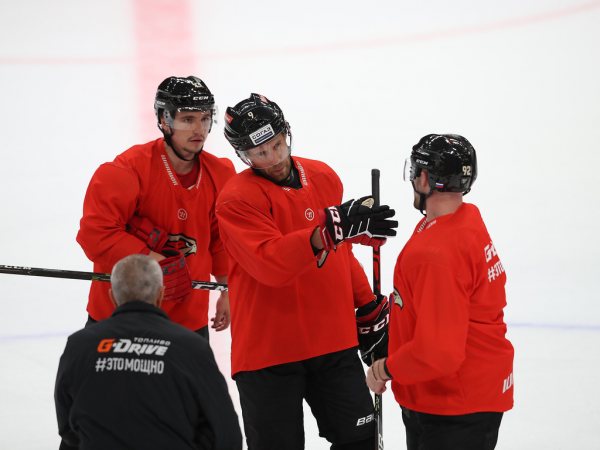 ПОДСЛУШАНО: первый лед с главным тренером (ФОТО+ВИДЕО)
ПОДСЛУШАНО: первый лед с главным тренером (ФОТО+ВИДЕО)