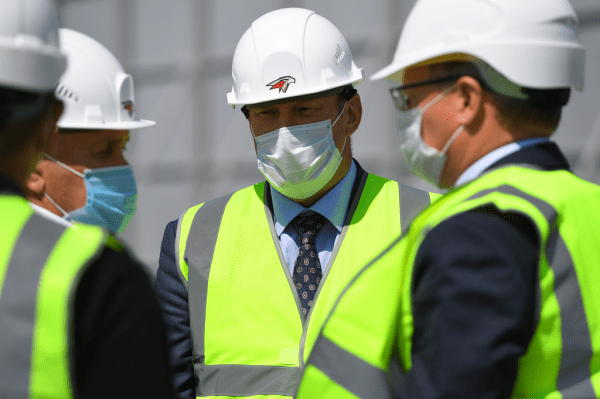 
        «Каждый должен заслужить место в составе первой команды». Пресс-конференция руководства ХК «Авангард»
      