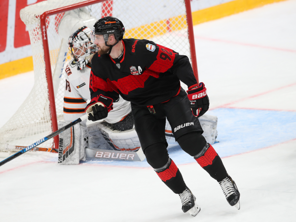 
        «Авангард» - «Амур» 2:1. Товарищеский матч (ВИДЕО)
      