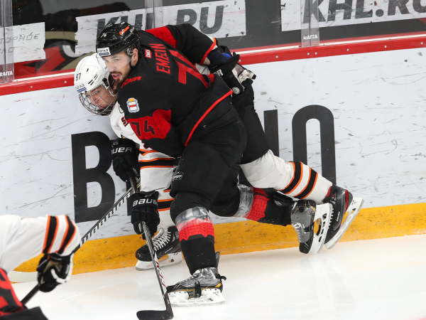 
        Четвёртая победа на предсезонке! Как «Авангард» оказался сильнее «Амура»
      