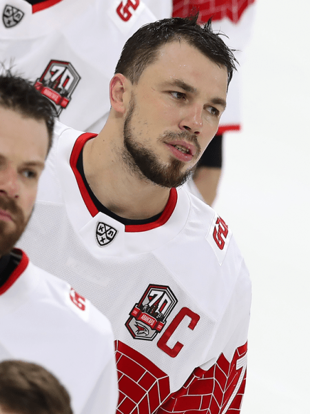 
        «Мы будем гнуть свою линию». Хартли, Семёнов и Буше после победы над СКА
      