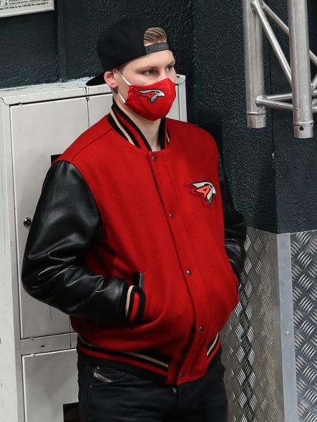 
        «Авангард» - «Амур» 2:1. Товарищеский матч (ВИДЕО)
      