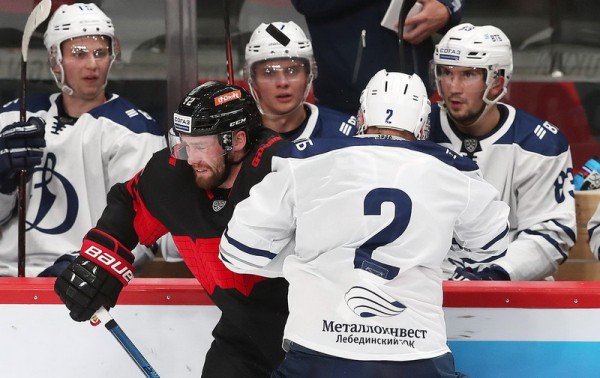 
        И. Секач: хотелось бы поиграть перед омскими болельщиками на новой арене
      