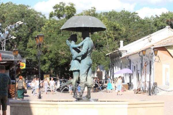 Как проходит курортный сезон в Крыму: цены и фото из Феодосии-2020