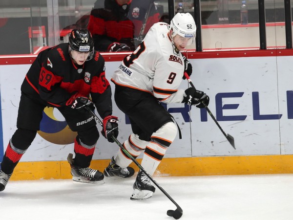 В «Авангарде» растёт молодая звезда? Егор Чинахов – главный герой омской предсезонки
В «Авангарде» растёт молодая звезда? Егор Чинахов – главный герой омской предсезонки