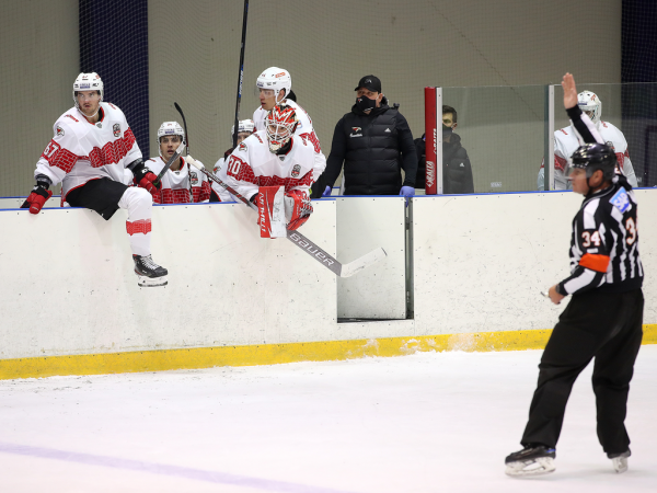 
        Полный разгром в Новогорске! Как «Авангард» одержал победу над «Динамо»
      