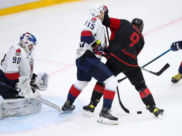 
        «Для нас важно хорошо играть в межсезонье, ведь побеждать всегда приятно». Комментарии после матча с «Торпедо»
      