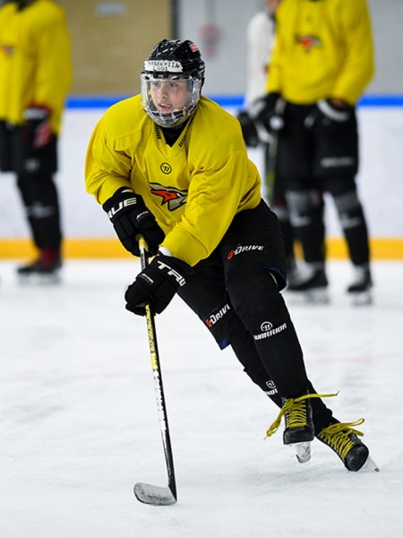 Александр Барахтин: «Выбрал «Авангард», потому что здесь лучшие условия в России»
Александр Барахтин: «Выбрал «Авангард», потому что здесь лучшие условия в России»