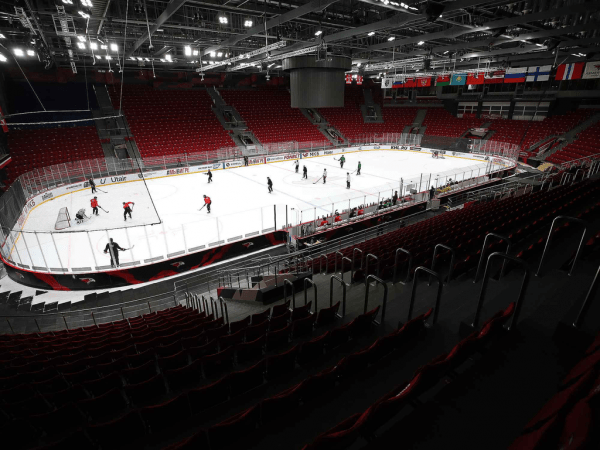 ПОДСЛУШАНО: «Авангард» после коронавируса. Снова тренируемся! (ФОТО+ВИДЕО)
ПОДСЛУШАНО: «Авангард» после коронавируса. Снова тренируемся! (ФОТО+ВИДЕО)