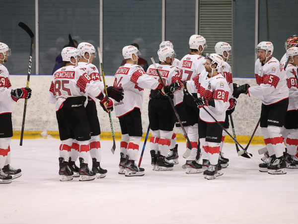 
        Полный разгром в Новогорске! Как «Авангард» одержал победу над «Динамо»
      