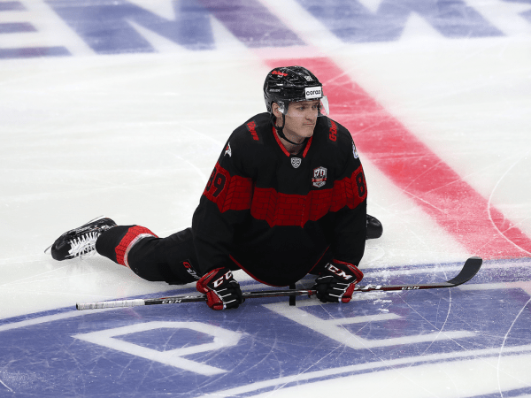 
        «Для нас важно хорошо играть в межсезонье, ведь побеждать всегда приятно». Комментарии после матча с «Торпедо»
      