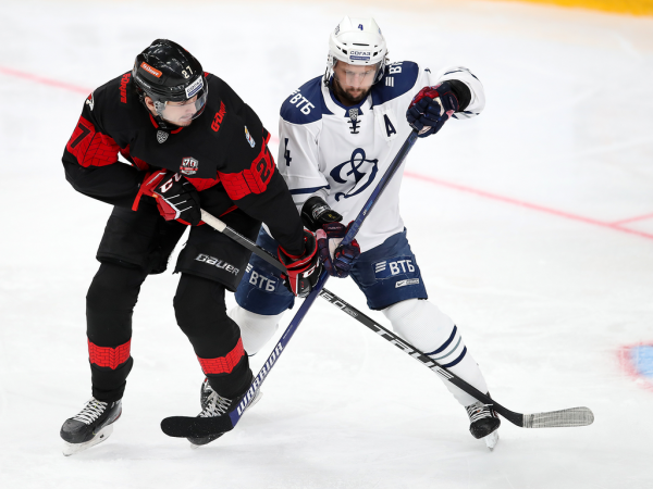 
        Хоккей вернулся! Как «Авангард» выиграл первый предсезонный матч у «Динамо»
      