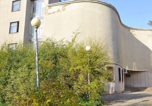 Здание «Омскгражданпроекта», где проходили градсоветы, выставили на продажу