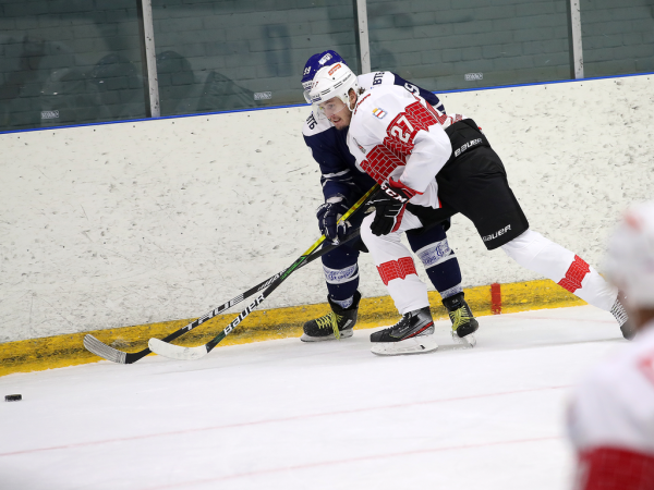 «Вся команда в конкуренции». Хартли, Чинахов и Хохлачёв о разгромной победе над «Динамо» во второй игре предсезонки
«Вся команда в конкуренции». Хартли, Чинахов и Хохлачёв о разгромной победе над «Динамо» во второй игре предсезонки